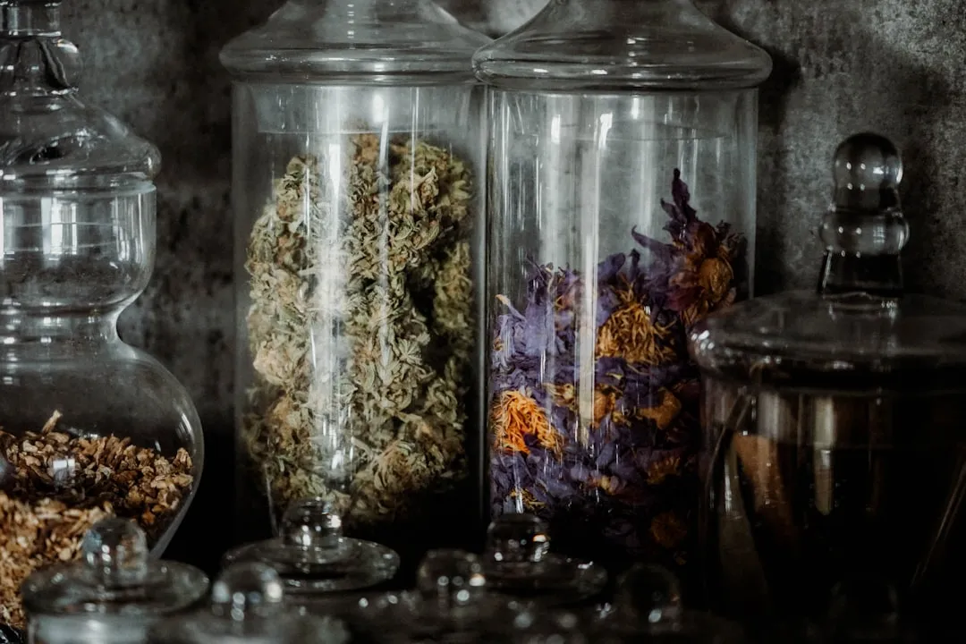 武汉及华中地区企业会议桌选购指南:如何匹配高效会议场景